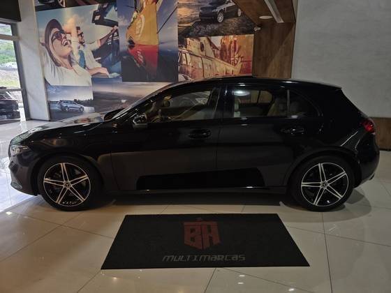 MERCEDES-BENZ A 250 2022