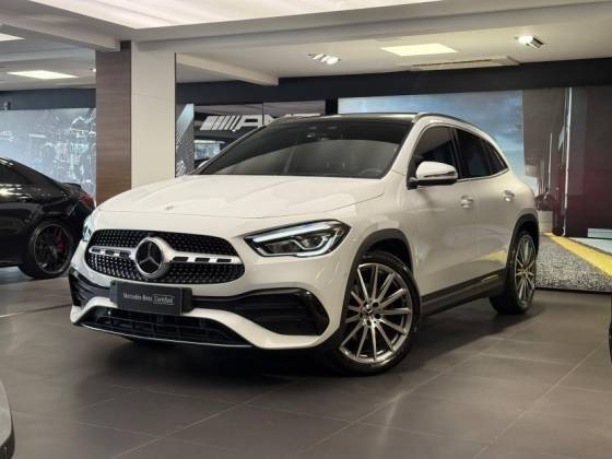 MERCEDES-BENZ GLA 200 2023