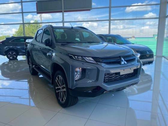 MITSUBISHI L200 TRITON 2025