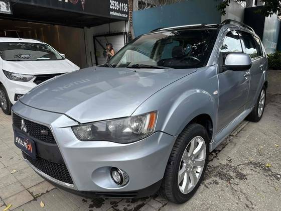 MITSUBISHI OUTLANDER 2013
