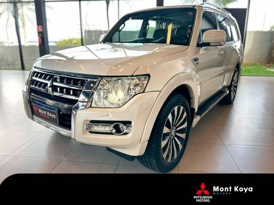 MITSUBISHI PAJERO FULL 2019