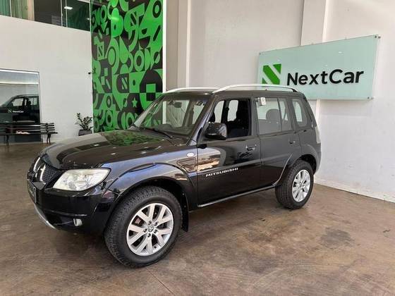 MITSUBISHI PAJERO TR4 2011