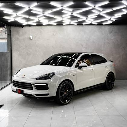 PORSCHE CAYENNE 2022