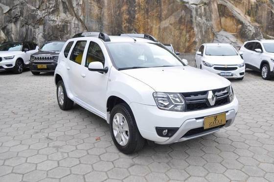 RENAULT DUSTER 2017