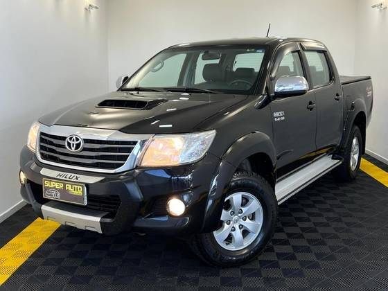 TOYOTA HILUX SW4 2013