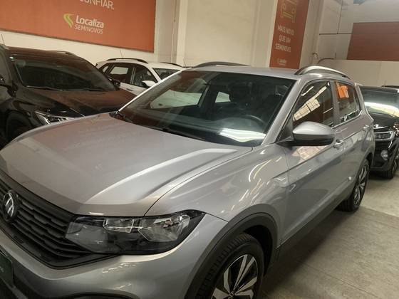 VOLKSWAGEN T-CROSS 2024