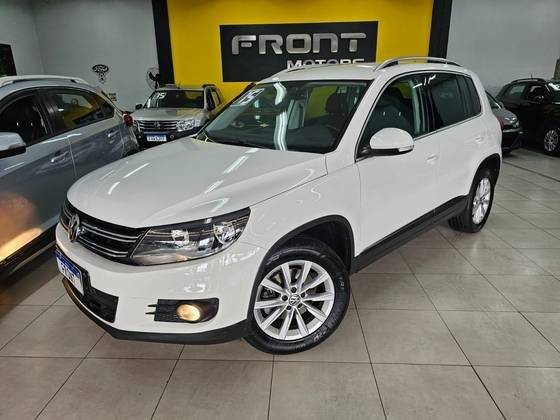 VOLKSWAGEN TIGUAN 2015