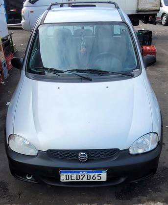 CHEVROLET CORSA 2001