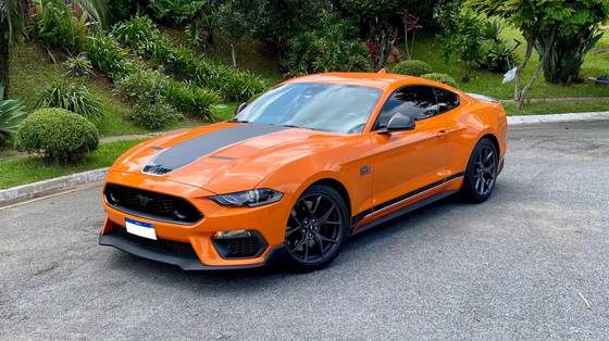 FORD MUSTANG 2021