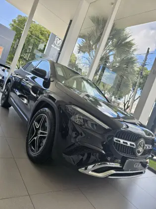 MERCEDES-BENZ GLA 200 2025
