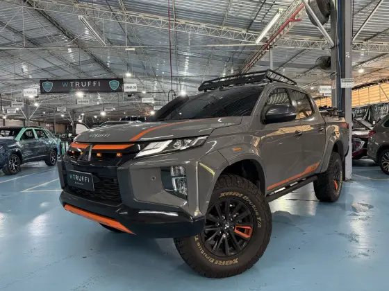 MITSUBISHI L200 TRITON 2023