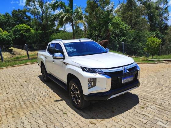 MITSUBISHI L200 TRITON 2023