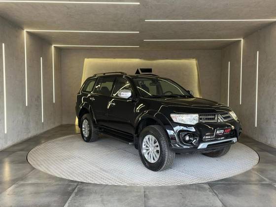 MITSUBISHI PAJERO DAKAR 2015