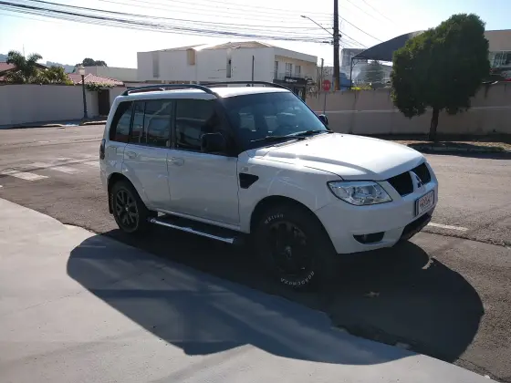 MITSUBISHI PAJERO TR4 2015