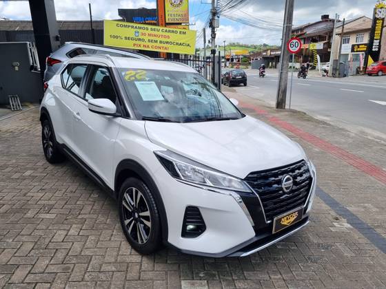 NISSAN KICKS 2022