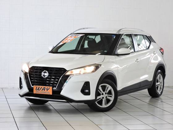 NISSAN KICKS 2022