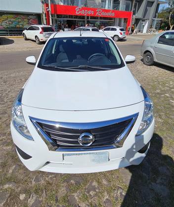 NISSAN VERSA 2018