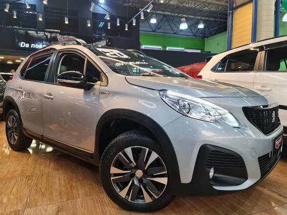 PEUGEOT 2008 2020