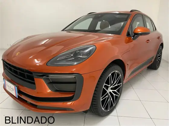 PORSCHE MACAN 2022