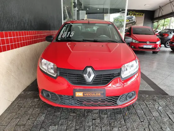 RENAULT SANDERO 2015