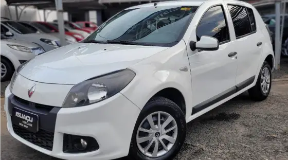 RENAULT SANDERO 2014