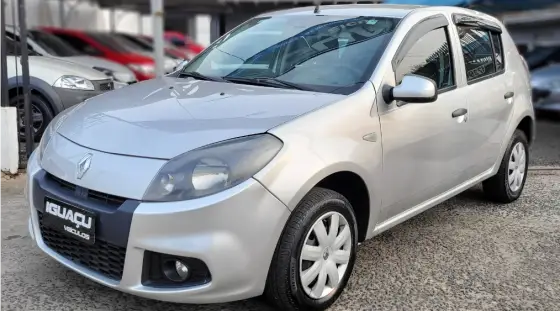 RENAULT SANDERO 2014