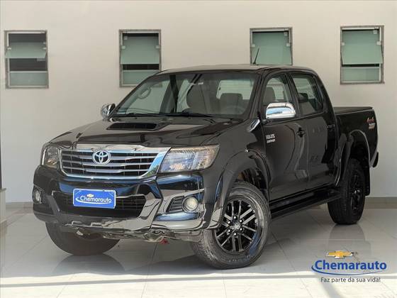 TOYOTA HILUX 2014