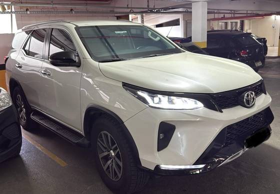 TOYOTA HILUX SW4 2020