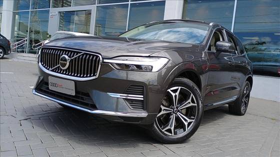 VOLVO XC60 2022
