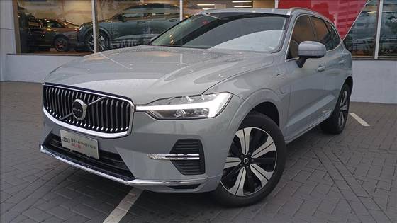VOLVO XC60 2024