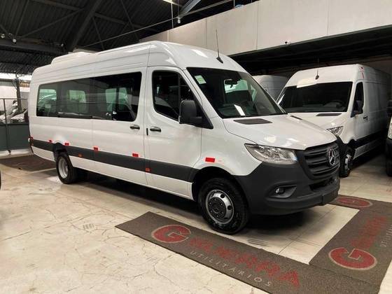 MERCEDES-BENZ SPRINTER 2025