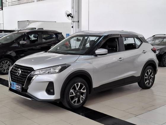 NISSAN KICKS 2022