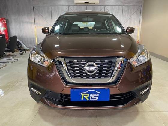 NISSAN KICKS 2019