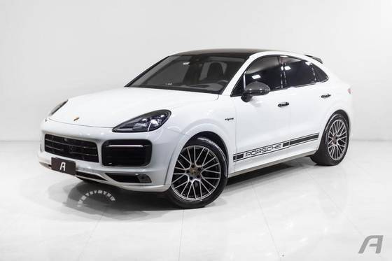 PORSCHE CAYENNE 2023