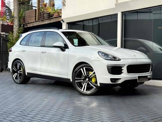 PORSCHE CAYENNE 2016