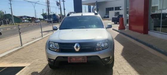 RENAULT DUSTER 2019