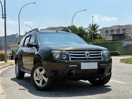 RENAULT DUSTER 2015
