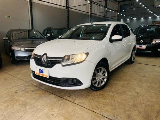 RENAULT LOGAN 2015