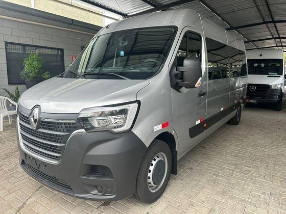 RENAULT MASTER 2025