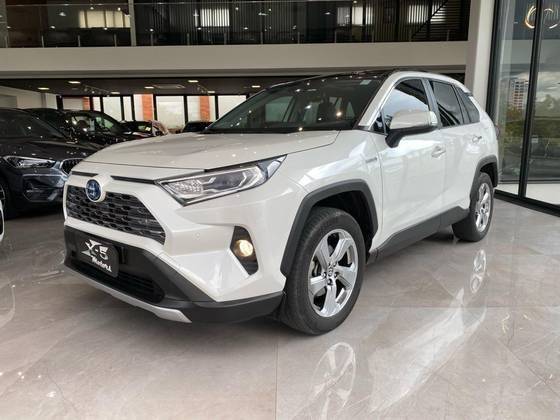 TOYOTA RAV4 2021