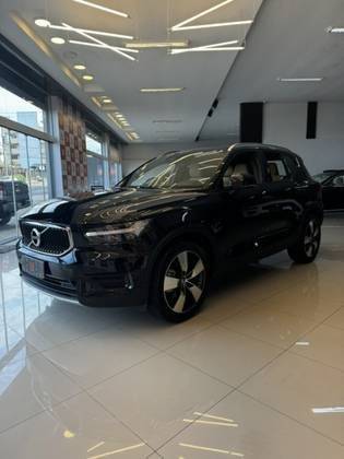 VOLVO XC40 2020