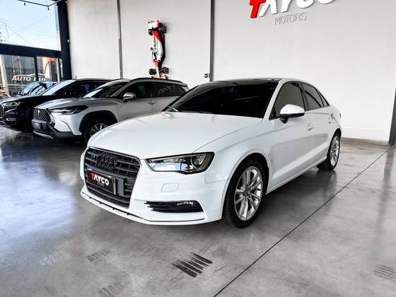 AUDI A3 2015