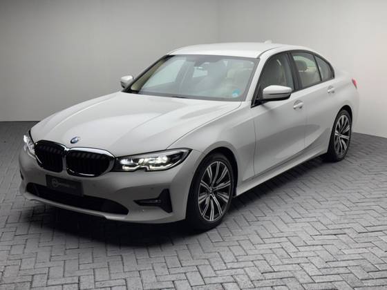BMW 320i 2022