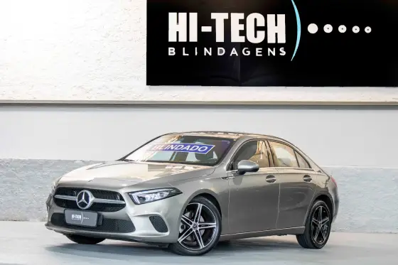 MERCEDES-BENZ A 200 2020