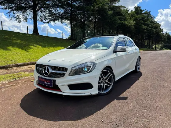 MERCEDES-BENZ A 250 2015