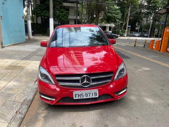 MERCEDES-BENZ B 200 2014