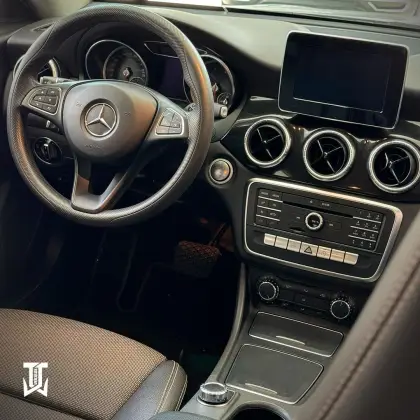 MERCEDES-BENZ CLA 180 2018