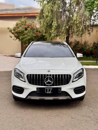 MERCEDES-BENZ GLA 250 2019