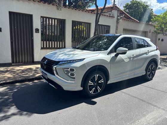 MITSUBISHI ECLIPSE CROSS 2023
