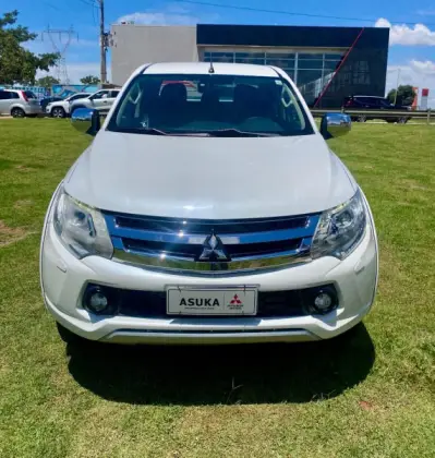 MITSUBISHI L200 TRITON 2019